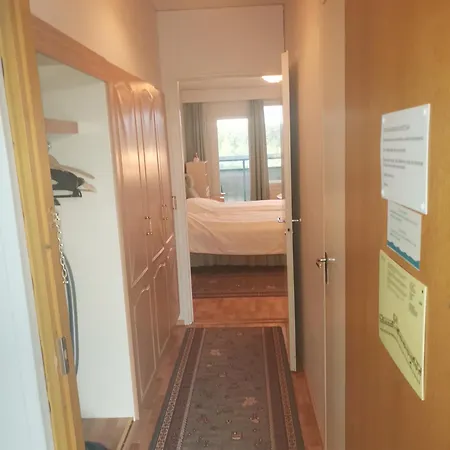 Yksioe Upealla Jaervinaekymaellae Termessae 公寓 伊卡利宁